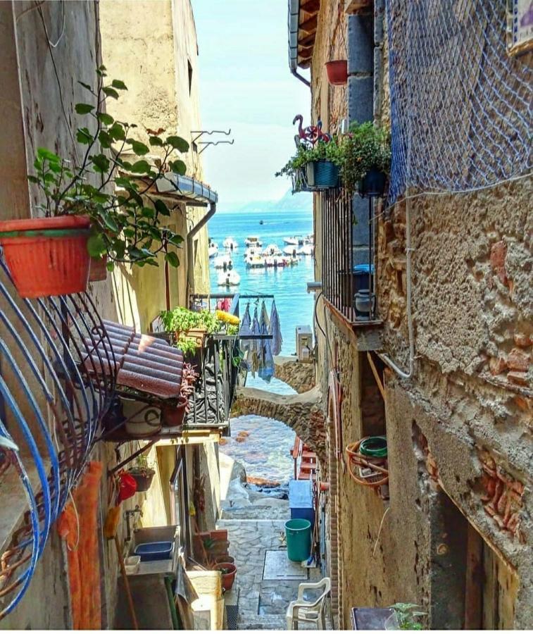 Romeo E Giulietta Scilla Exterior foto
