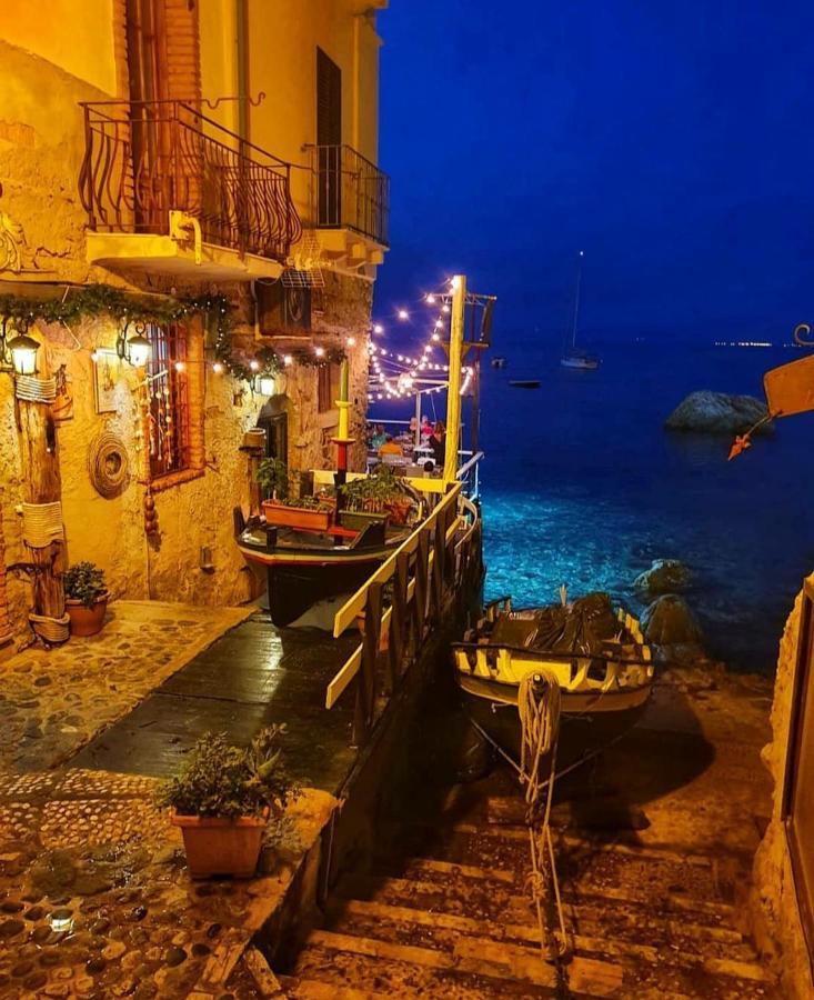Romeo E Giulietta Scilla Exterior foto